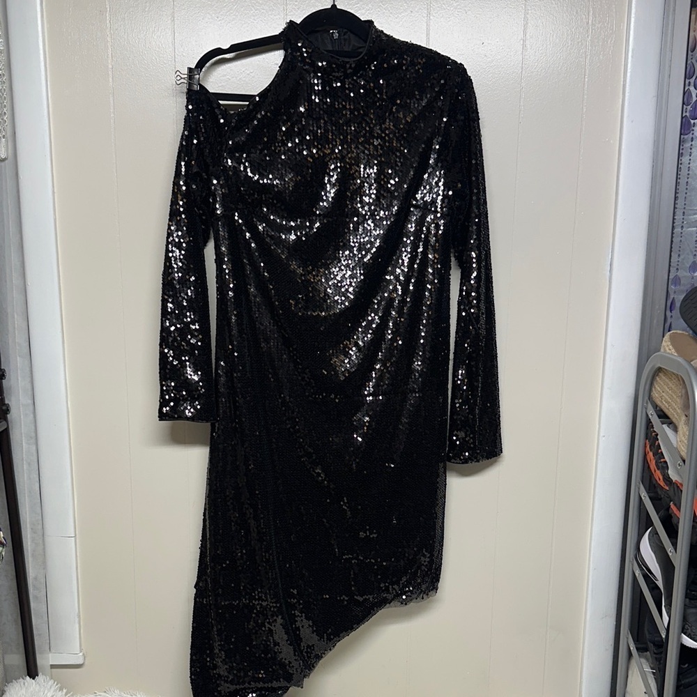 Elegant Black Sequin Dress